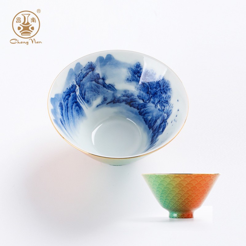 内画青花扒华渐变静谧山林