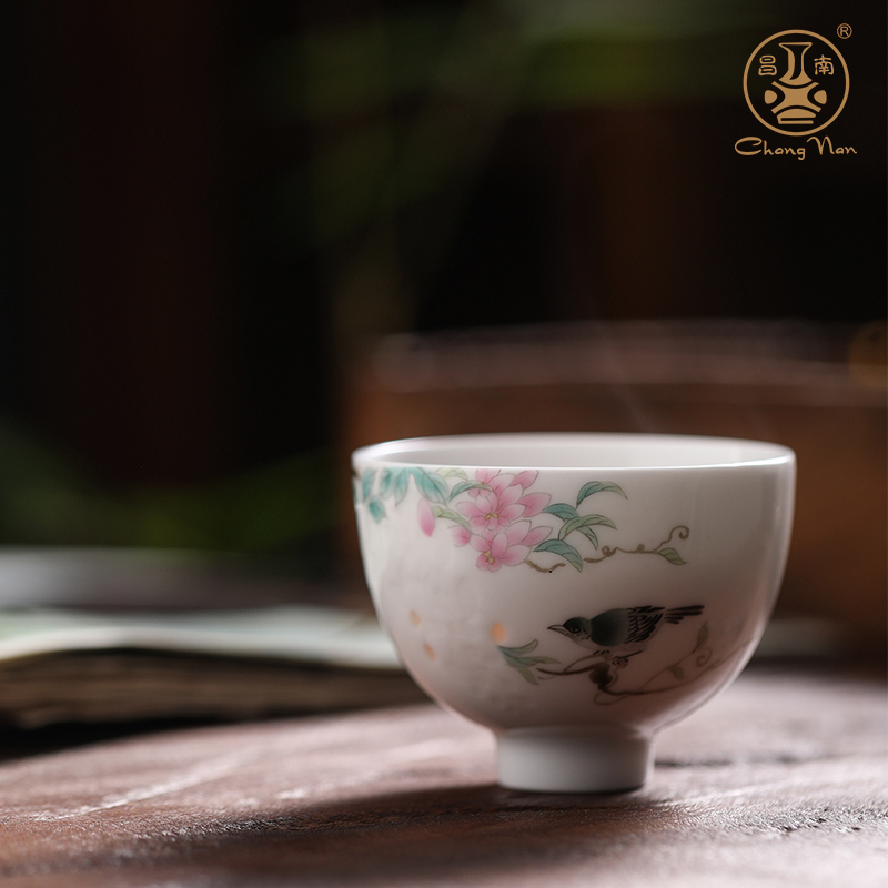 手绘玲珑“鸟语花香”品茗杯